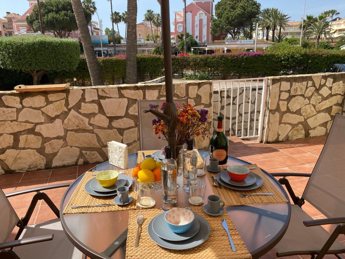 Apartment 1ªlinea-50m De Playa-210m2 Utiles-bbq Privada-vistas Al Mar-3 Terrazas